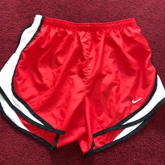 Nike Women’s Tempo Shorts - Red - Picture 2 of 3
